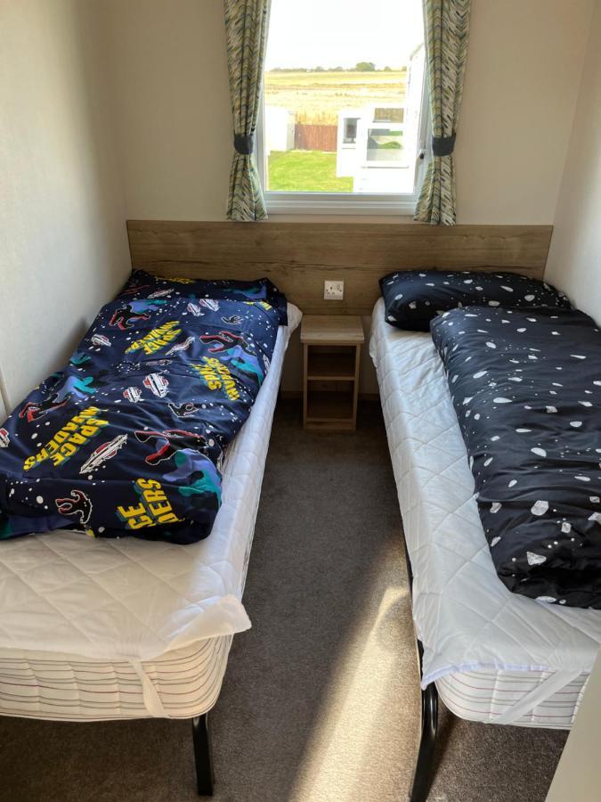 69R Seawick 2 Bedroom Caravan . New For 2022 Saint Osyth Exteriör bild